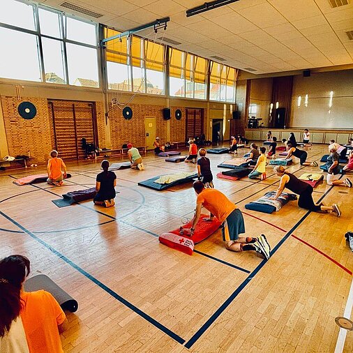 Übungen in der Halle